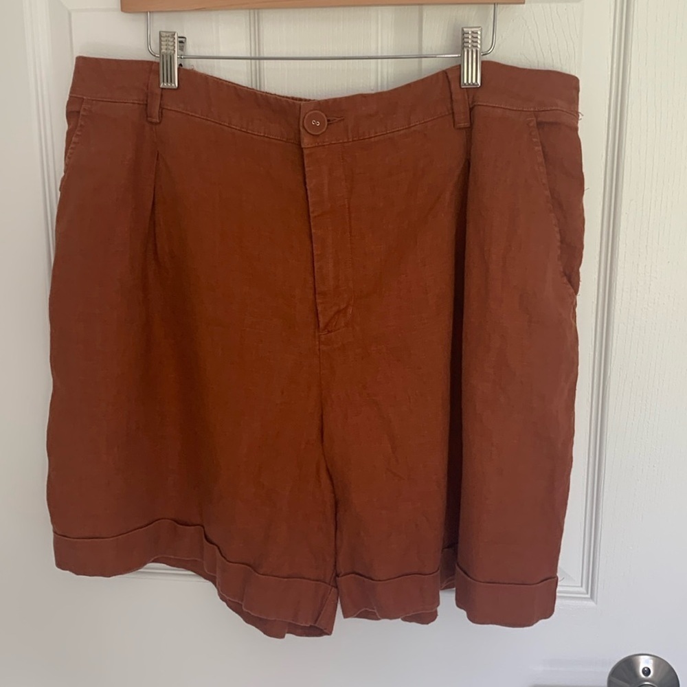 Garnet Hill Linen shorts size 18